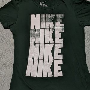 Nike t-shirt